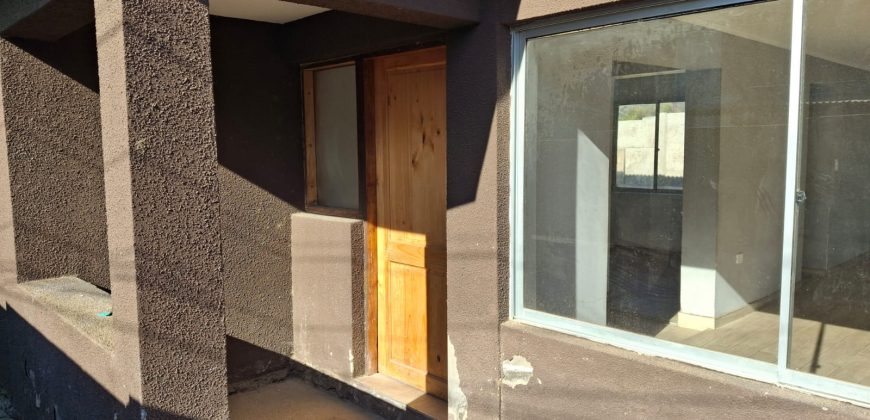 SE VENDE AMPLIO TERRENO (792m2) CON EXCELENTE CASA EN REÑACA ALTO (CONVERSABLE)