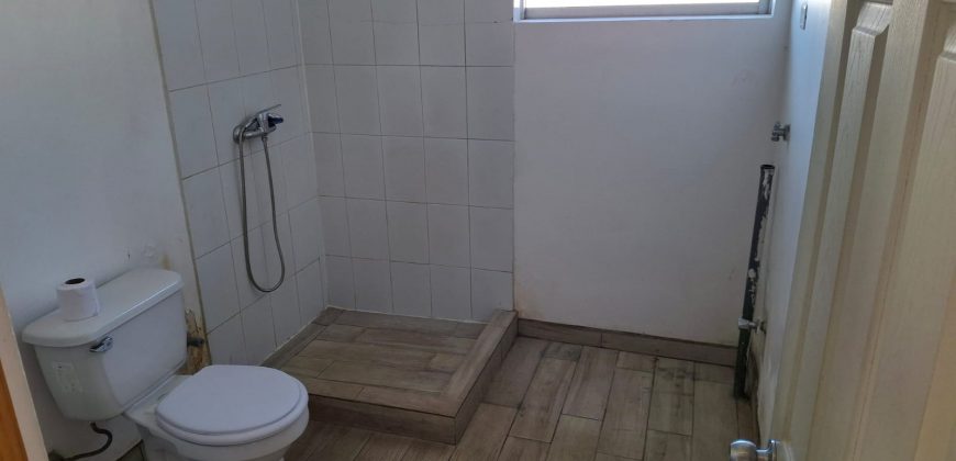 SE VENDE AMPLIO TERRENO (792m2) CON EXCELENTE CASA EN REÑACA ALTO (CONVERSABLE)
