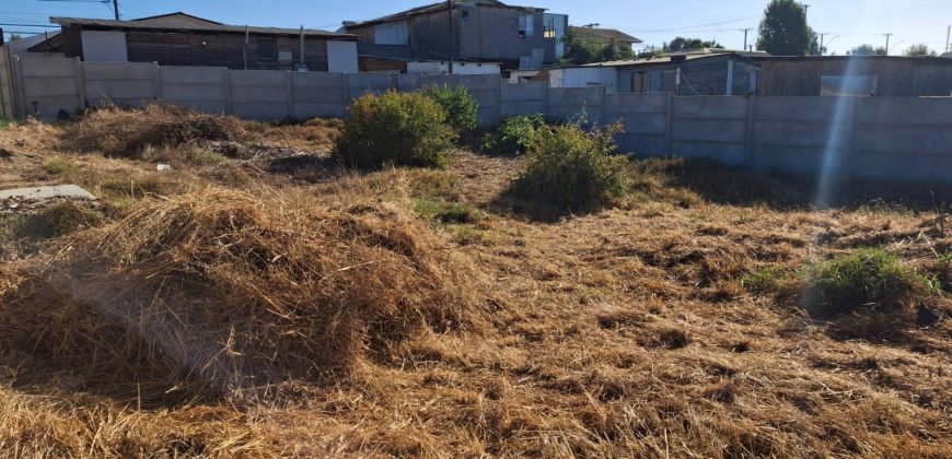 SE VENDE AMPLIO TERRENO (792m2) CON EXCELENTE CASA EN REÑACA ALTO (CONVERSABLE)